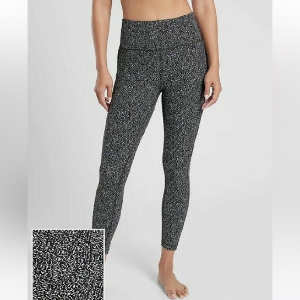 Athleta Ultimate Stash 7/8 Tight Exercise Yoga Legging Small petite SP